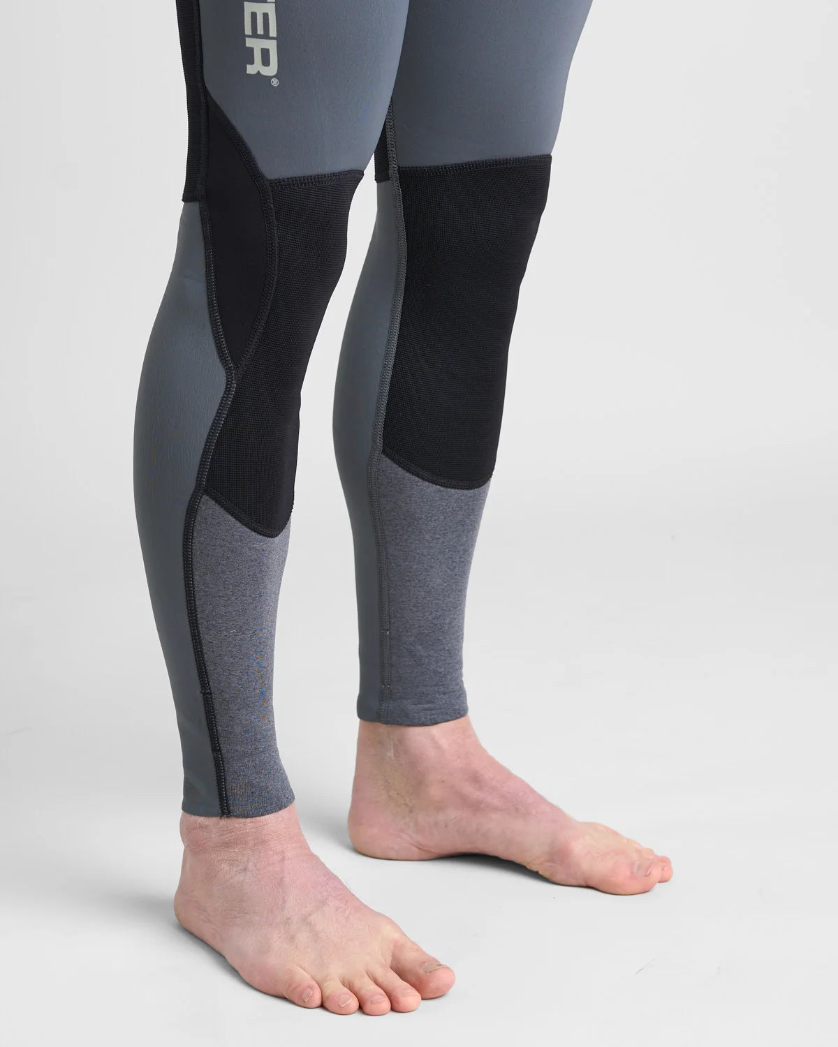 Long John Rooster Thermaflex 1,5 mm — detalle solapa de alivio entrepierna