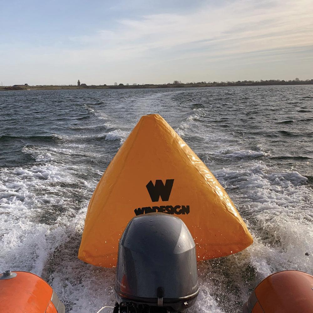 Baliza piramidal de regatas Windesign