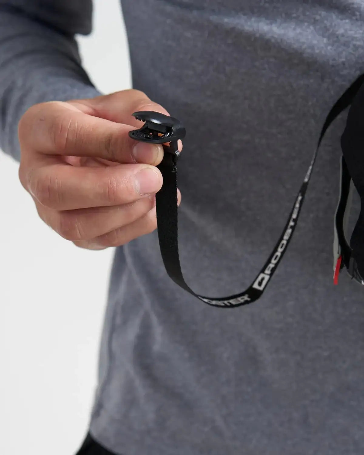 Leash Rooster sujeta gorras