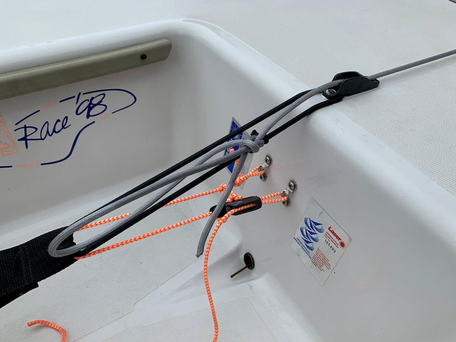 Mordaza para cincha de ILCA con cabo Rooster - Nautisurf.es 
